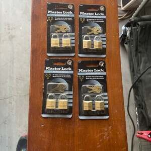 Lot of 4 Packs Master Lock 120T Brass‎ Padlocks 3/4" Keyed Alike Twin Pack